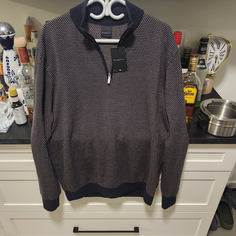 Bugatti Men's Black and White Zip-Up Sweater